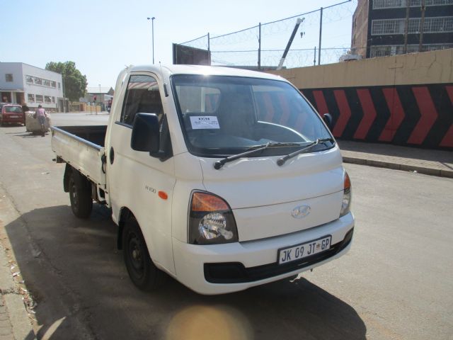 2020 HYUNDAI H100 2.6D