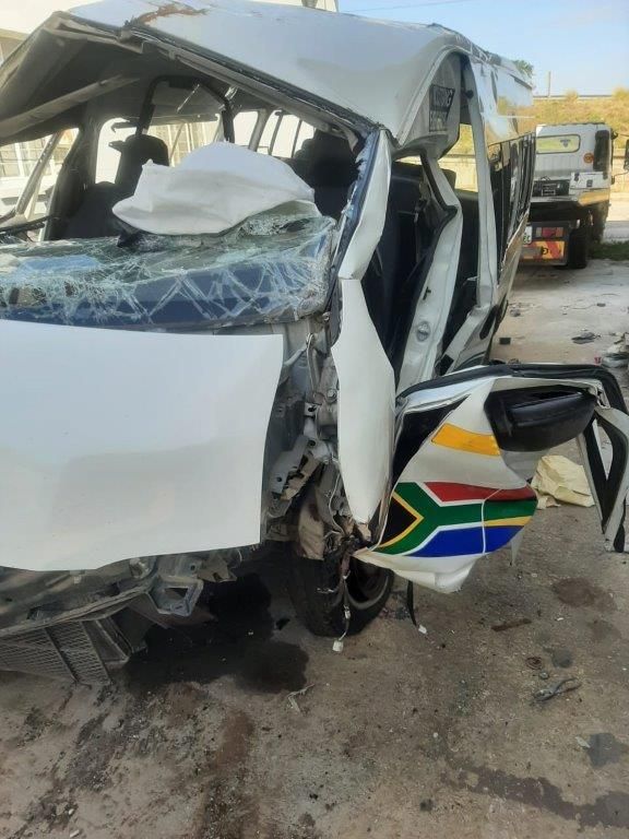 TOYOTA QUANTUM salvage damaged cars for sale page