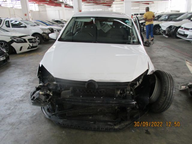 2014 VOLKSWAGEN POLO 1.2 TSI COMFORTLINE